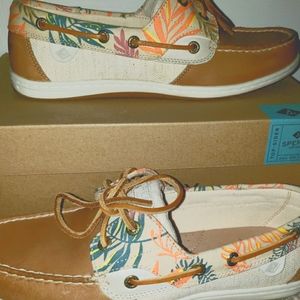 Sperry boat shoes ⛵👞⚓😍